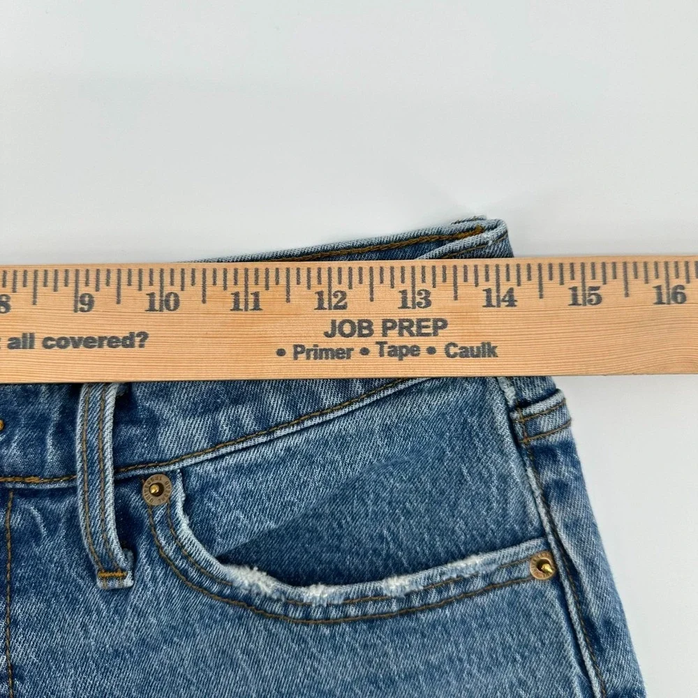 Vintage Universal Thread Jeans Womens 10/30R Blue Distressed Straight Leg Recto‎